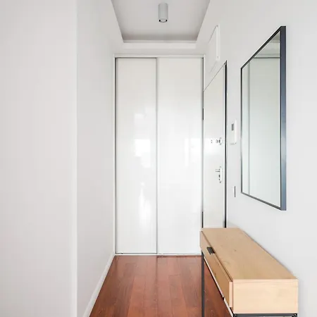 Apartamento Qbik Superior Skyline By Bookinghost Varsóvia