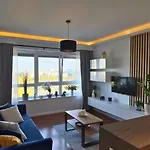 Apartmán Qbik Superior Skyline By Bookinghost *
